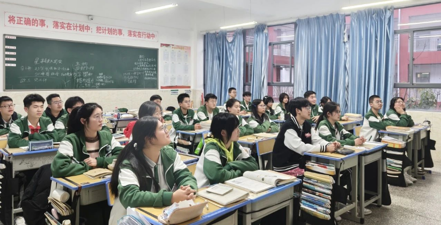 安宁川附实验学校高一学费贵不贵？深度剖析