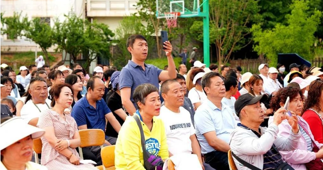 昆明市西山区清风高级中学报考优惠 - 助力求学，梦想起航