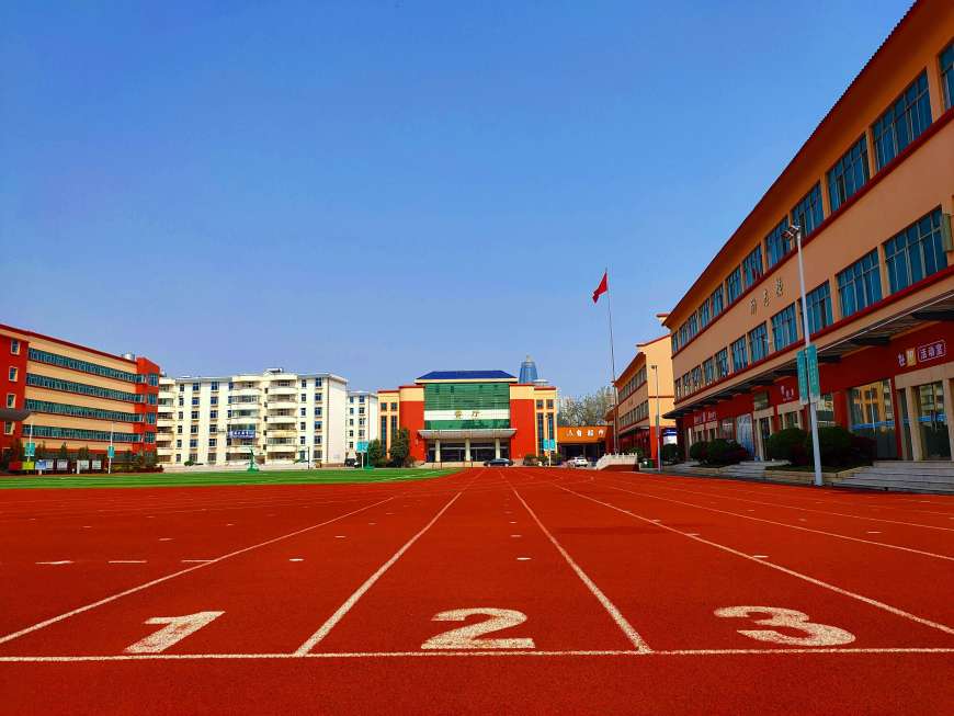 曲靖天人高级中学学校管理：精细化运作，卓越品质铸就名校