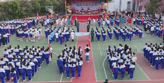 昆明市佑亦丰中学初中学费贵不贵？2025全面评估性价比