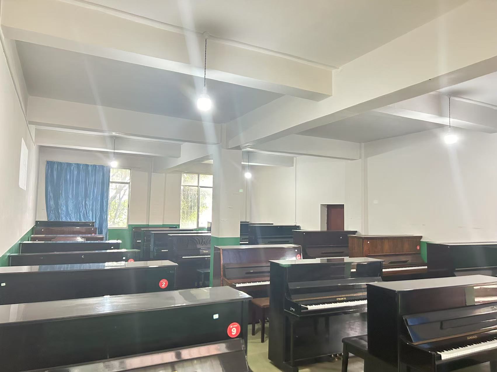 2025年昆明辅仁技工学校中专招生电话：开启求学之门的热线