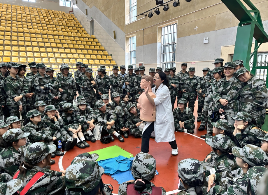 昆明市卫生学校2025年三年制中专乱吗？