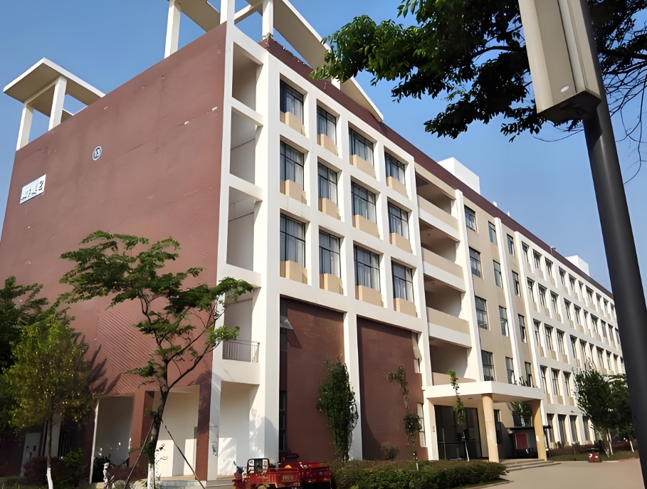 昆明市卫生学校2025年职教高考班分数线：报考关键指引