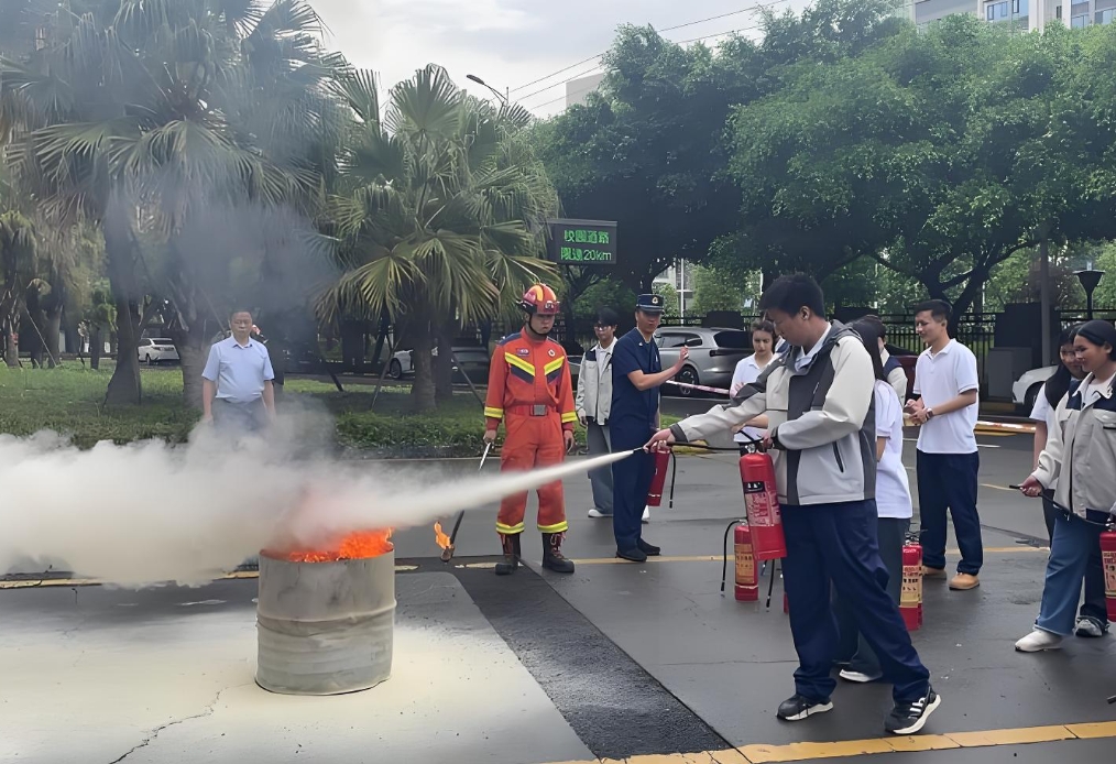 昆明法务应急管理职业学校中专2025年中 国国际救援中心人才培养班专业：开启数字时代的智慧之门