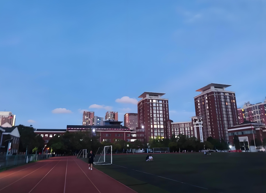 2025年昆明市旅游职业高级中学中专有哪些专业：多元选择，成就未来