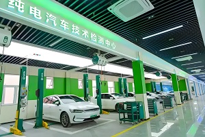新能源汽车运用与维修