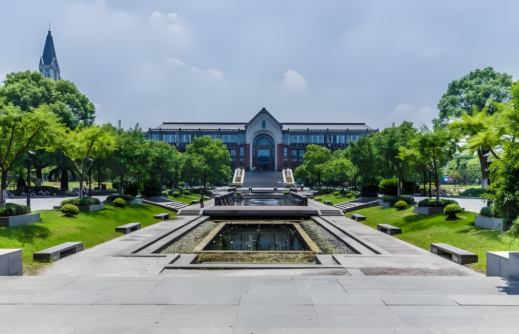 2025年昆明市旅游职业高级中学职教高考班院校排名：实力见证