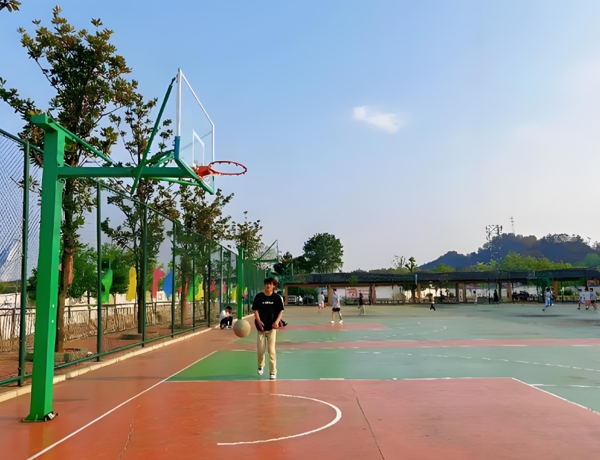 贵州首钢水钢技师学院中专2025年就业率：就业保 障，前景广阔