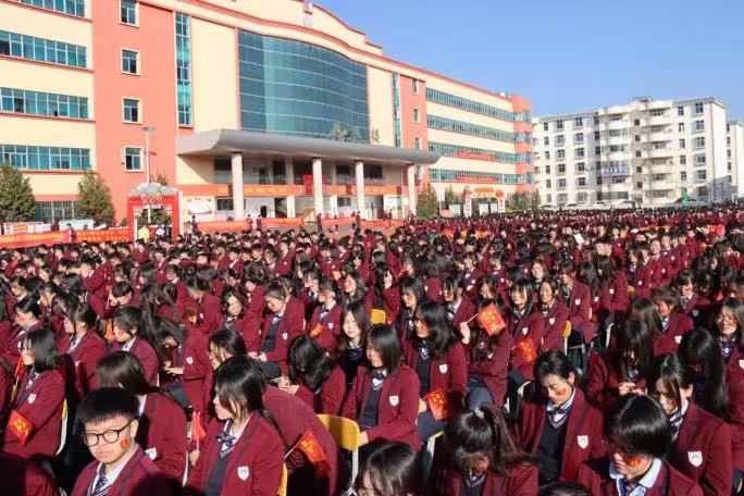 曲靖天人高级中学高考复读收费标准_学费住宿费全公开