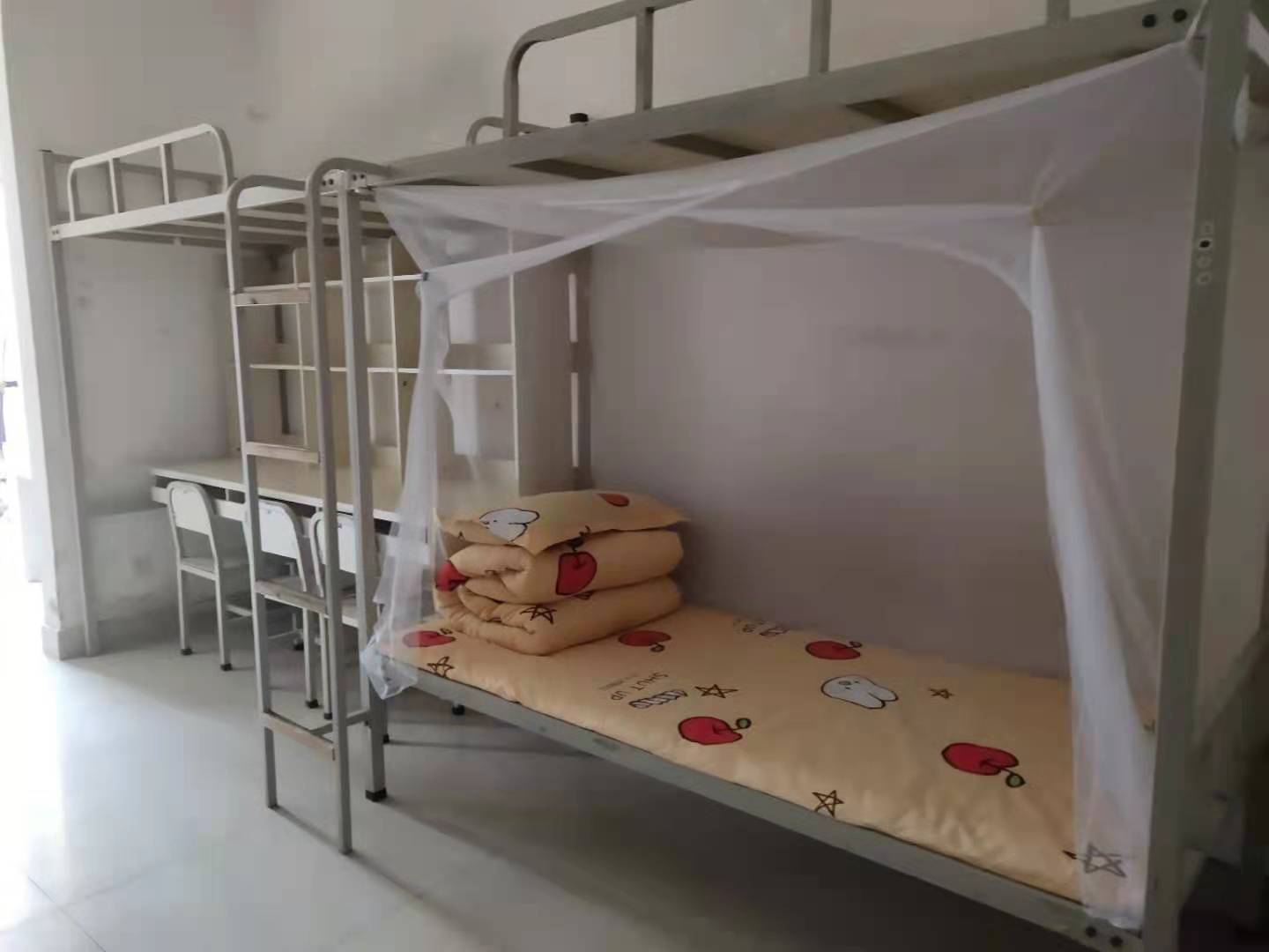 昆明西点实验学校高考复读招生办公室_地址电话