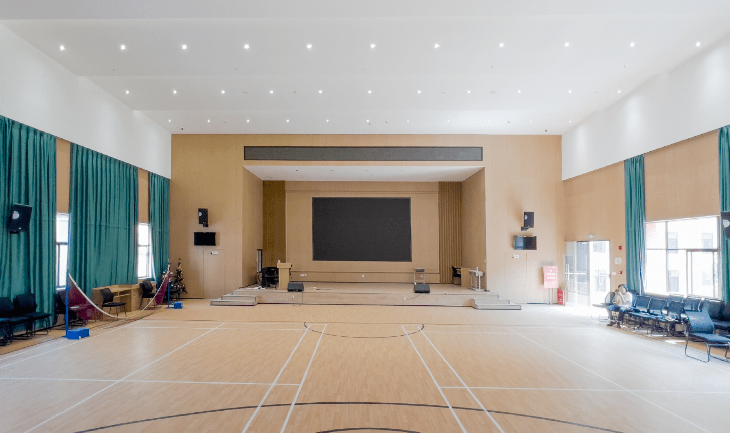 昆明高新实验学校高考复读招生办公室_地址电话