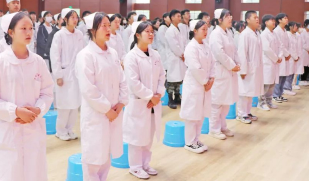 屏幕截图 2025-03-05 100831.png