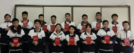 学生获奖.png