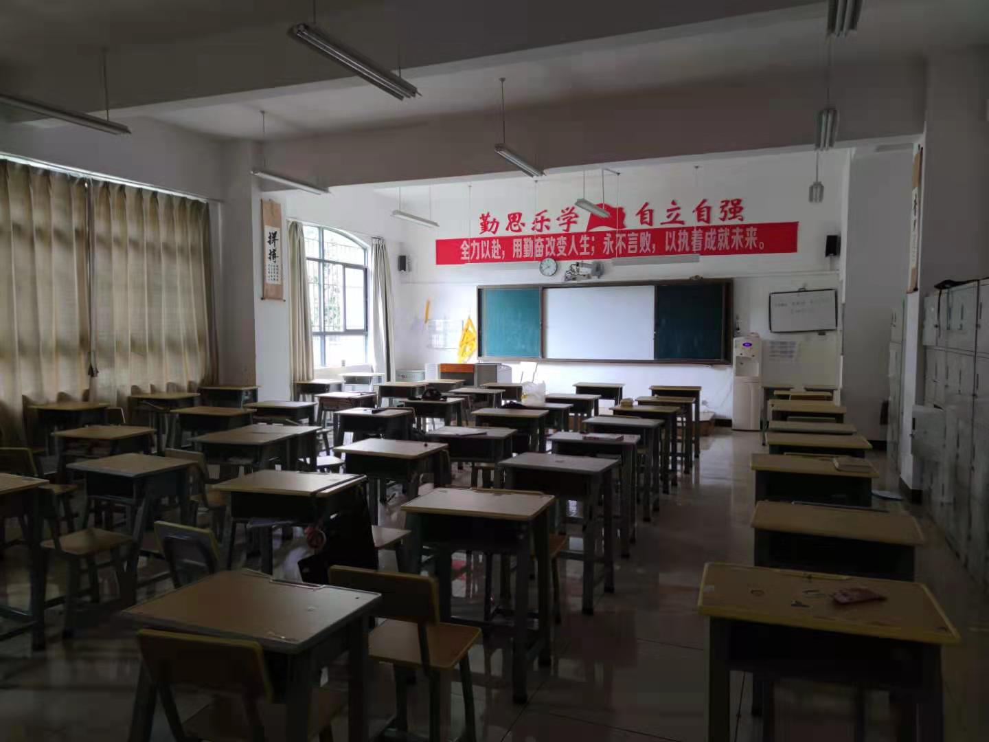 云南衡水实验中学补习学校高考复读招生办公室_地址电话