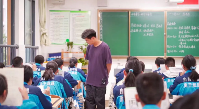 1742261788591711.png 教室.PNG