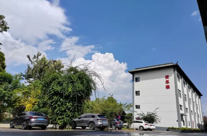 1742952633808400.png 学校环境.PNG